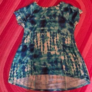 A large children’s tie-dye T-shirt never worn .!!